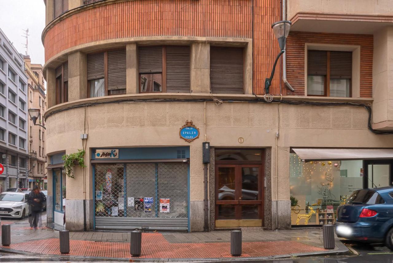 Encanto Y Confort En Calle Epalza - Tu Familia En El Corazon De Bilbao Kültér fotó